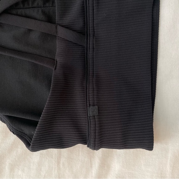 Lululemon Ribbed Energy Bra Black 8 - Picture 4 of 6